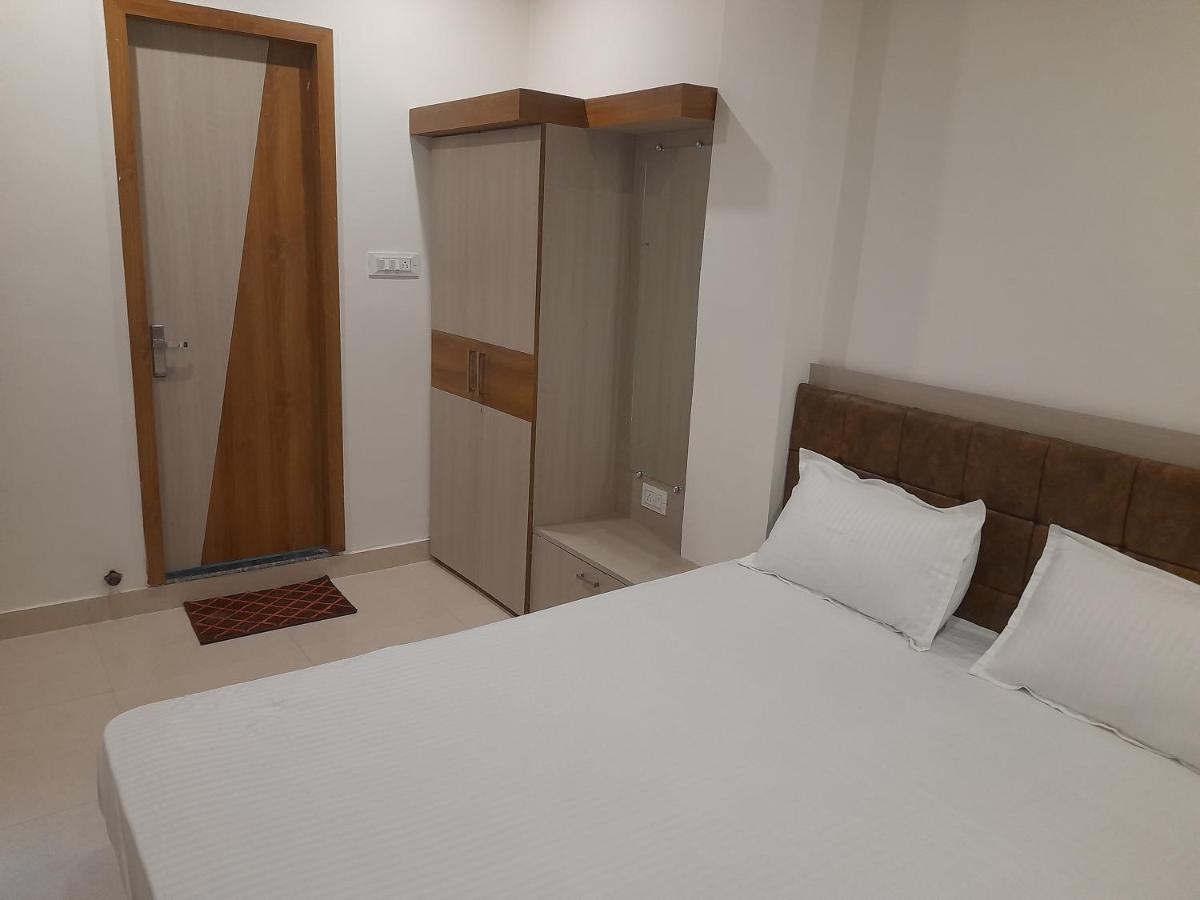Rudraksha Guest House 瓦拉纳西 外观 照片