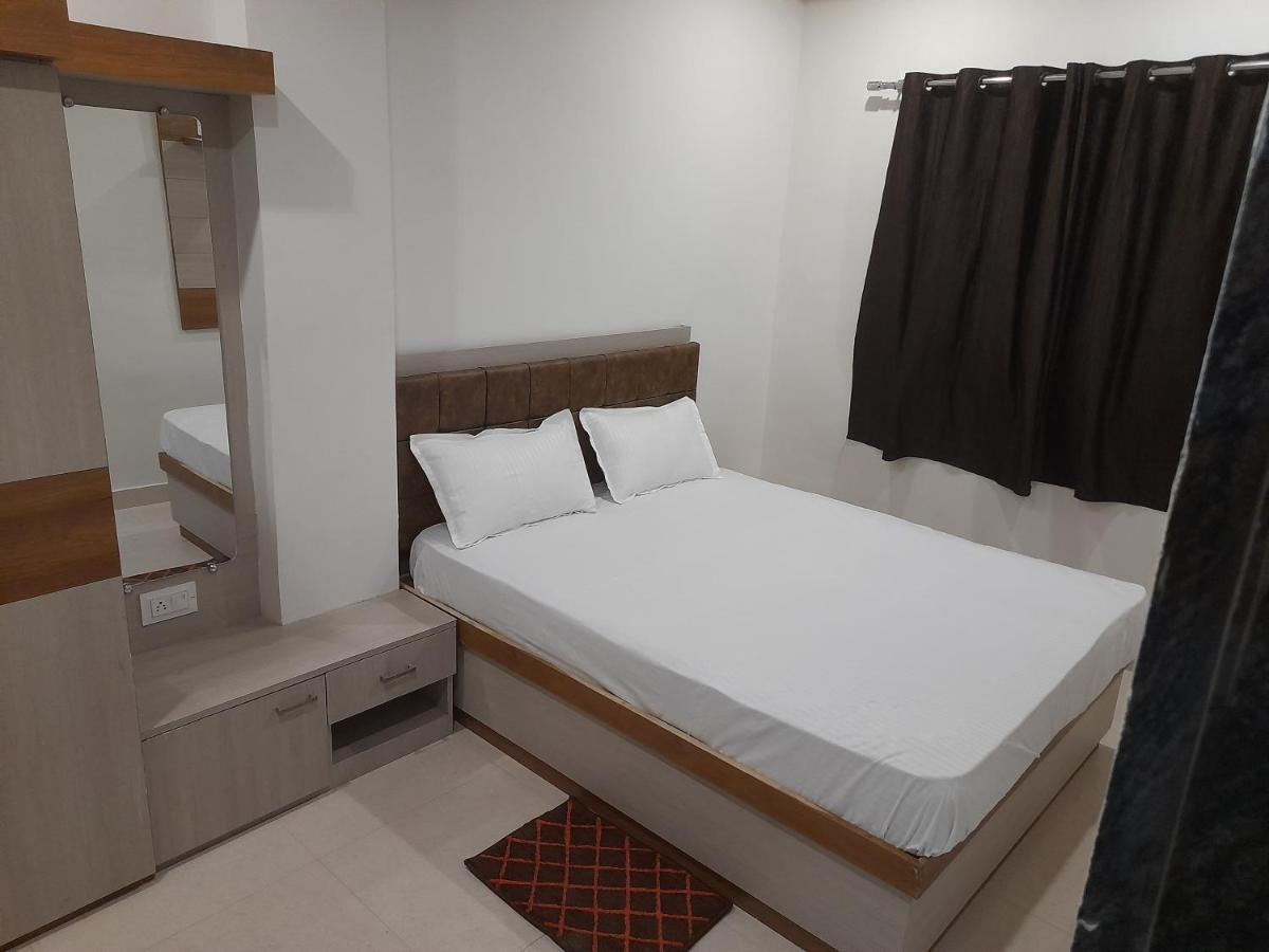 Rudraksha Guest House 瓦拉纳西 外观 照片