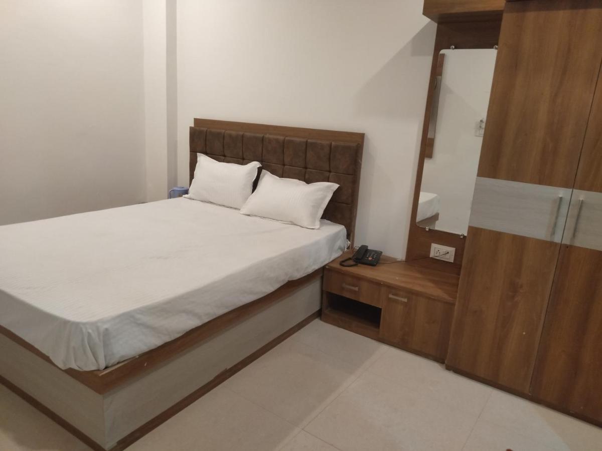 Rudraksha Guest House 瓦拉纳西 外观 照片